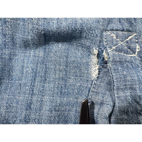 Obey Mens Blue Denim Cotton Long Sleeve Collared Button Shirt Pockets Sz XL - Picture 4 of 12